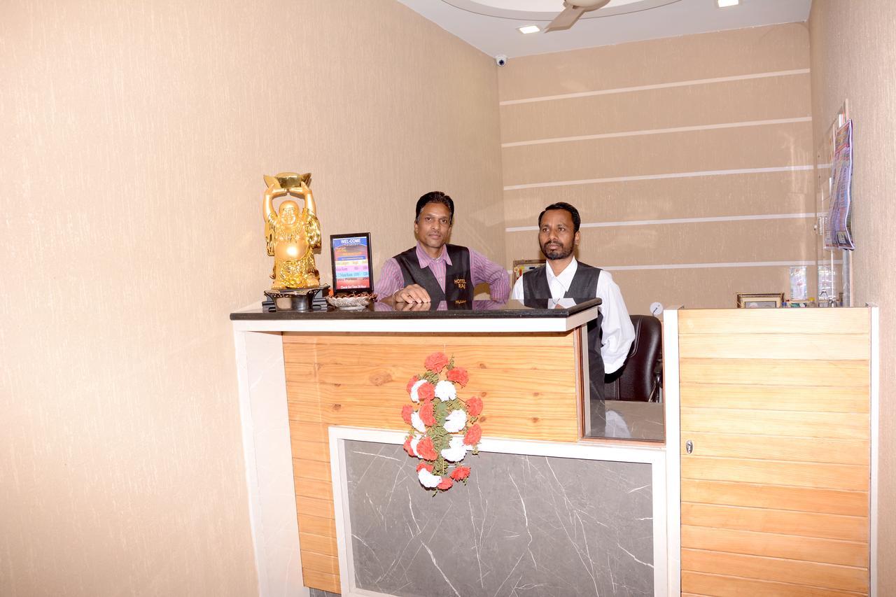 Hotel Raj Heritage Rāipur エクステリア 写真
